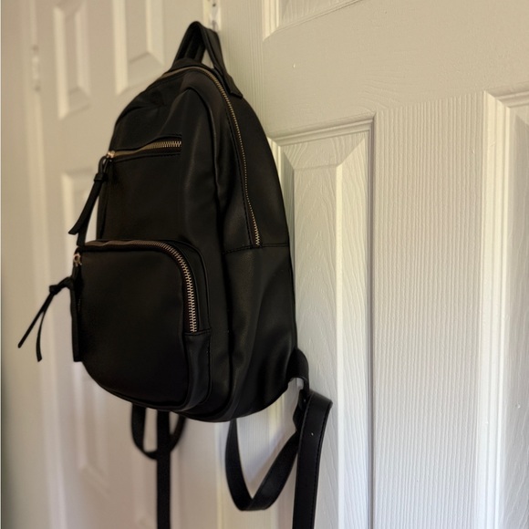 Elegant Black Women's Backpack - Picture 2 of 6